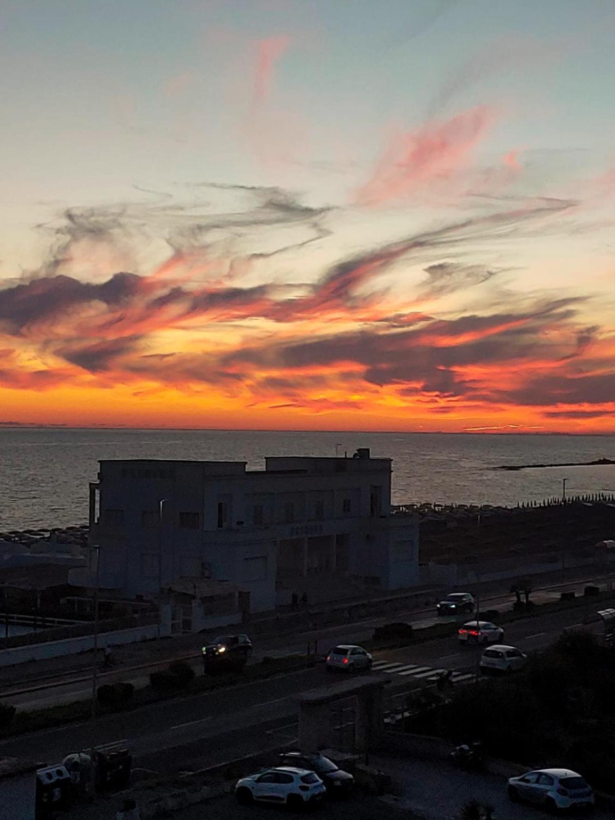 Ostia Attico Fronte Mare Apartment Ngoại thất bức ảnh